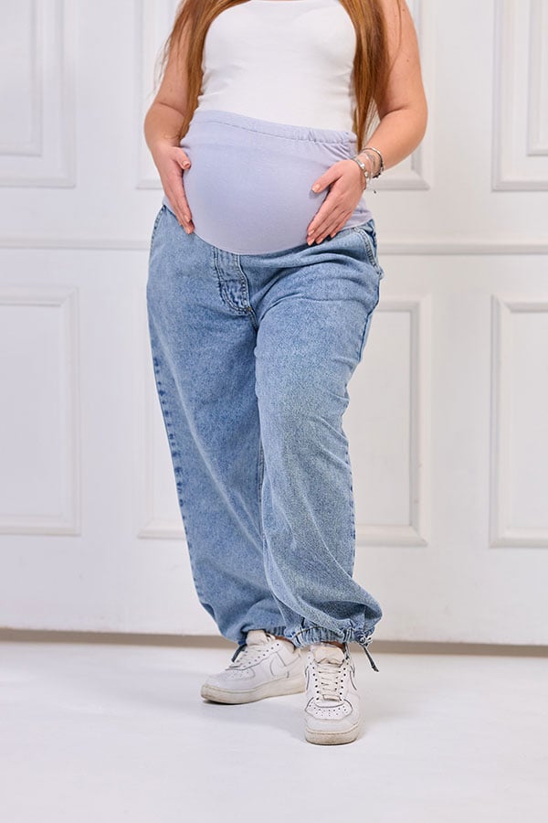 Maternity jeans