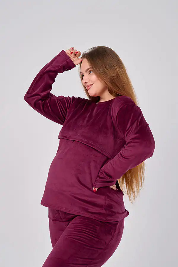Complete winter maternity and nursing set