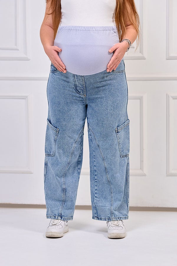 Baggy Light Wash Maternity Jeans - Comfortable & Casual | Tobay