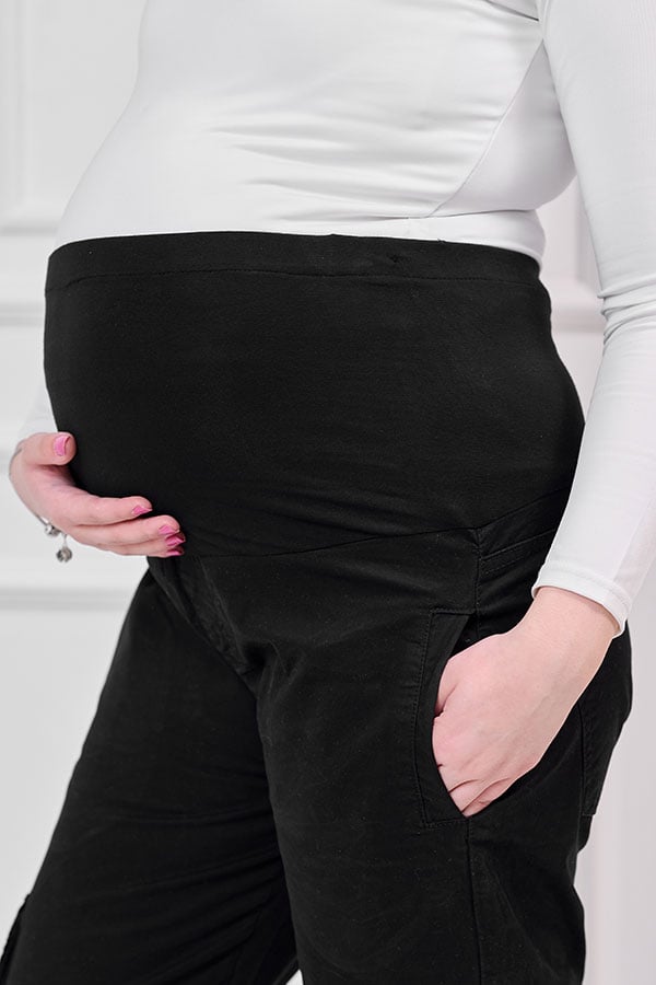 Tobay - Gabardine Cargo Maternity Pants - Black - Comfortable for a practical look