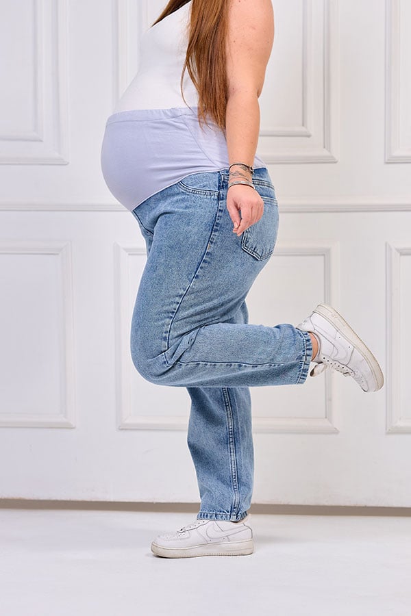 Light Boyfriend Maternity Jeans - Comfortable & Chic | Tobay