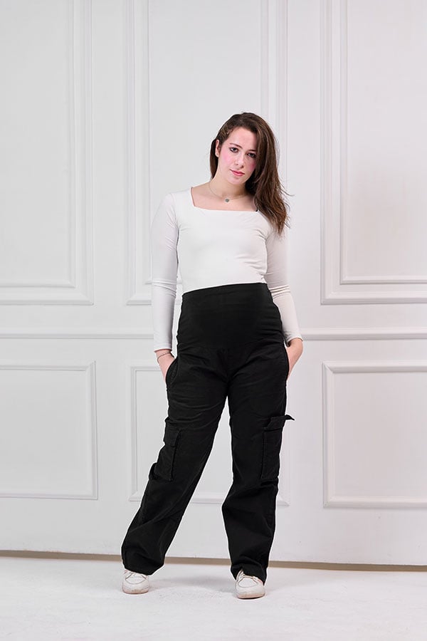 Tobay - Gabardine Cargo Maternity Pants - Black - Comfortable for a practical look
