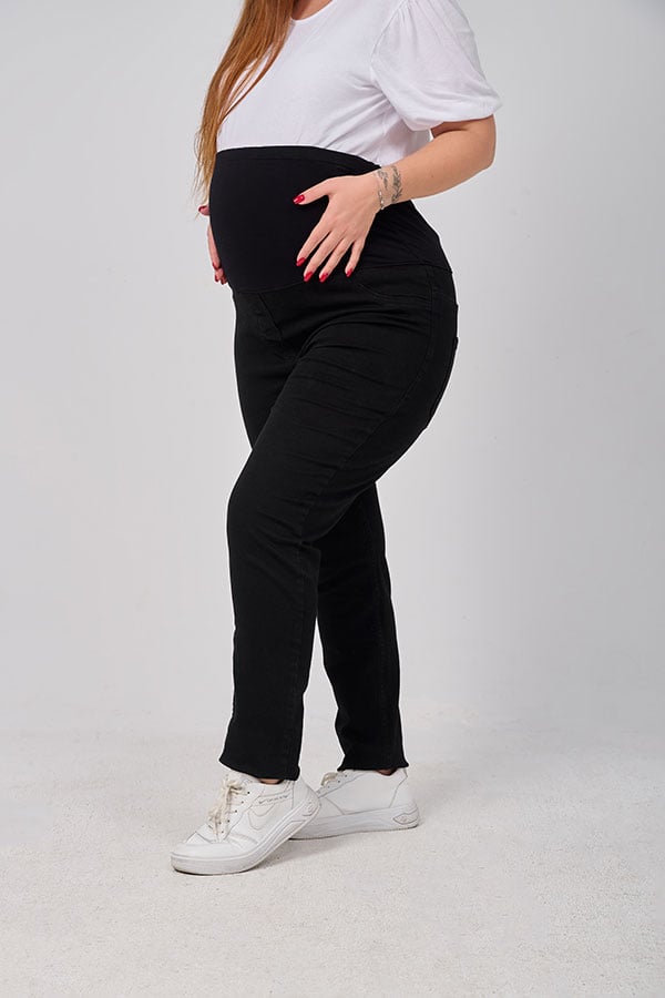Black Skinny Maternity Jeans - Comfortable & Chic | Tobay