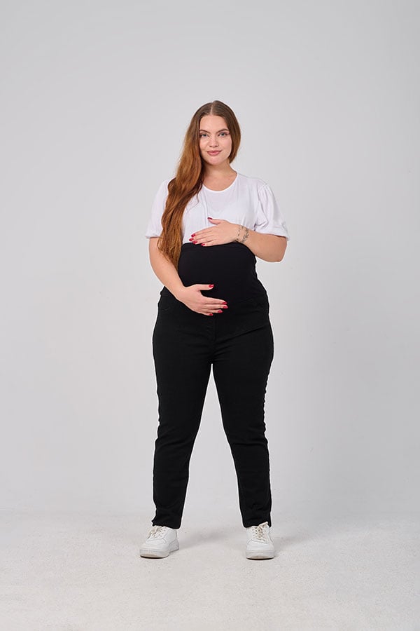 Black Skinny Maternity Jeans - Comfortable & Chic | Tobay